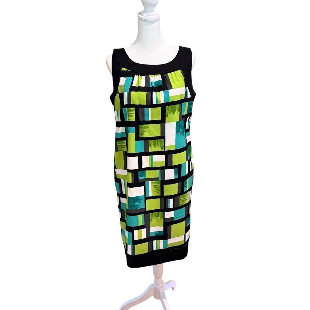 AGB green geometric shift dress size 10